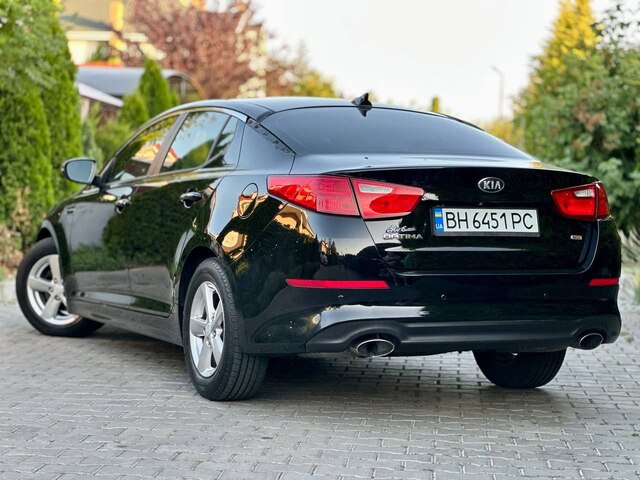 Срочная продажа авто Kia Optima фото 2