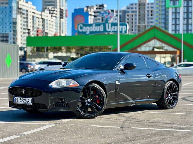 Срочная продажа авто Jaguar XK R фото 7