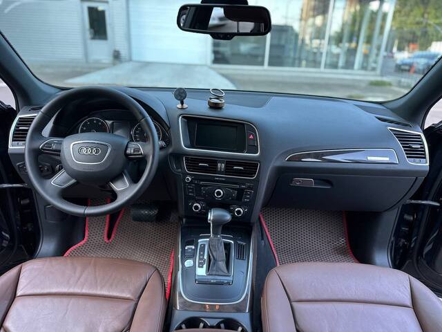 Срочная продажа авто Audi Q5 фото 7