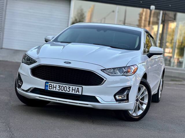 Срочная продажа авто Ford Fusion Hybrid фото 1