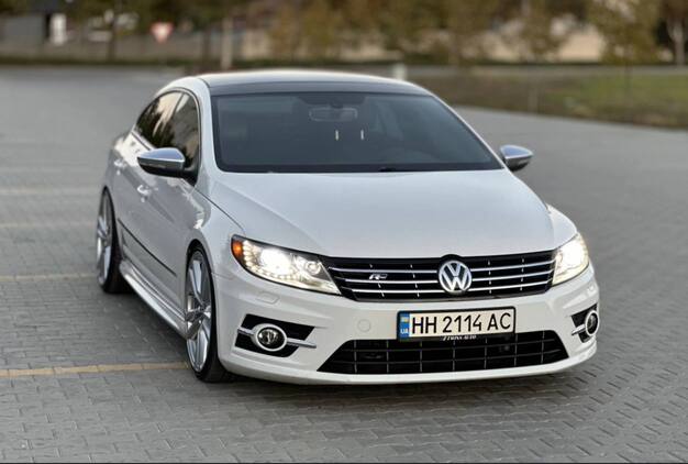Срочная продажа авто Volkswagen Passat фото 6