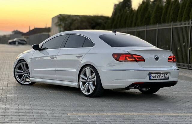 Срочная продажа авто Volkswagen Passat фото 4