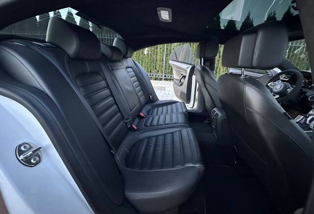 Срочная продажа авто Volkswagen Passat фото 3