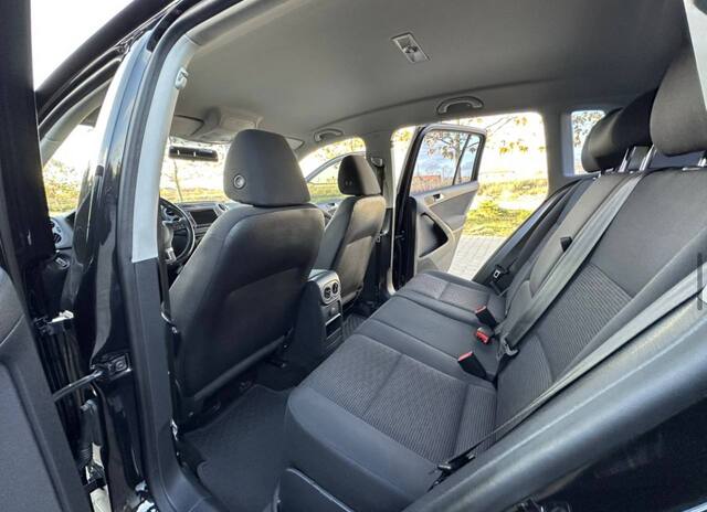 Срочная продажа авто Volkswagen Tiguan фото 3