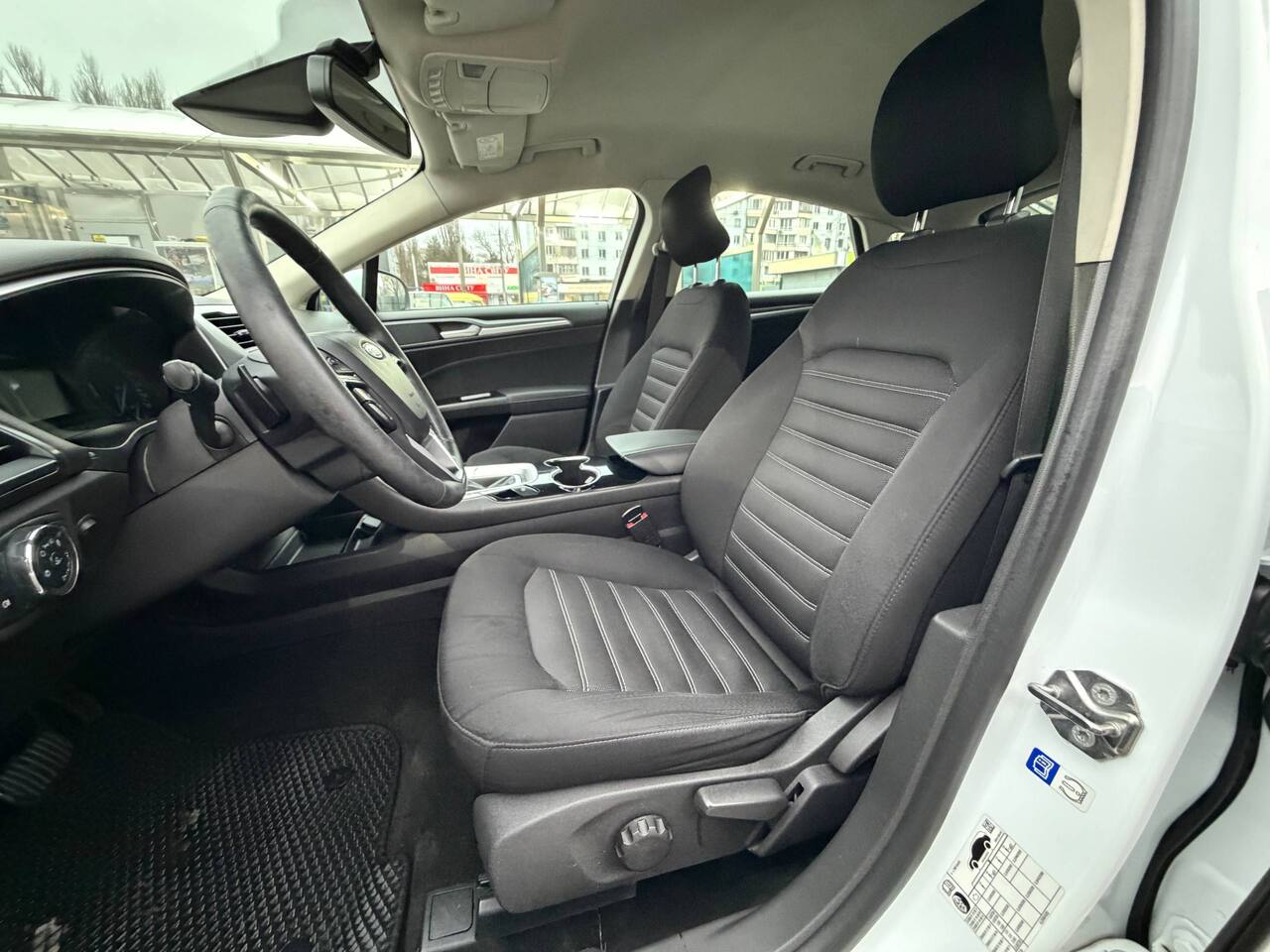 Срочная продажа авто Ford Mondeo фото 5