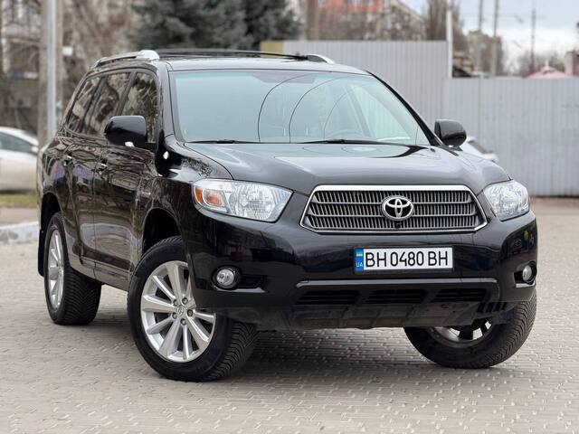 Срочная продажа авто Toyota Highlander фото 1