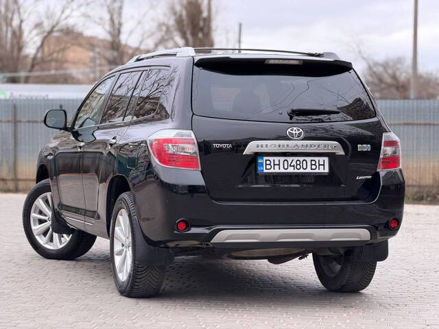 Срочная продажа авто Toyota Highlander фото 7