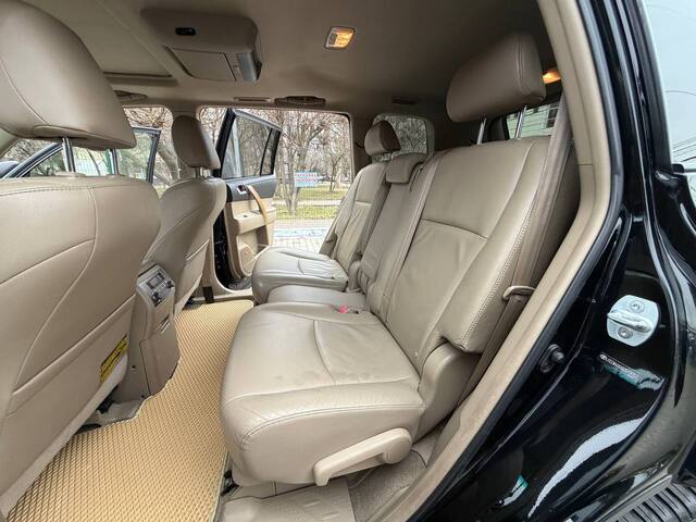 Срочная продажа авто Toyota Highlander фото 3