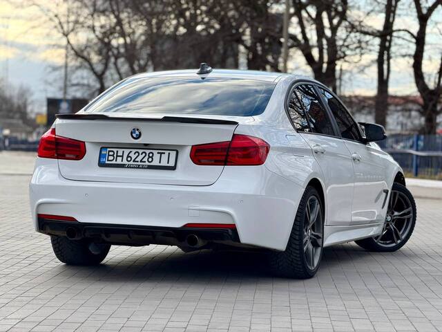 Срочная продажа авто BMW 3 Series фото 6