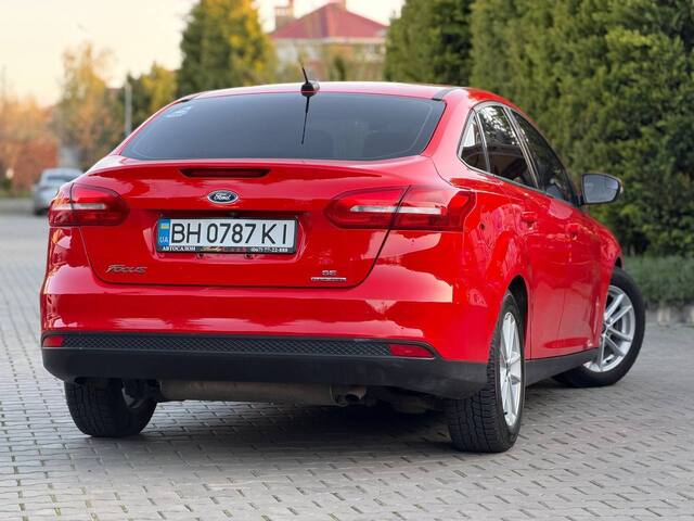 Срочная продажа авто Ford Focus фото 6
