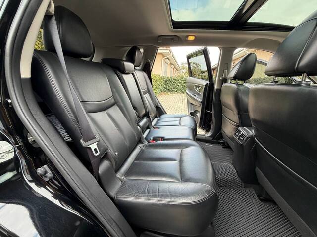 Срочная продажа авто Nissan X-Trail фото 2