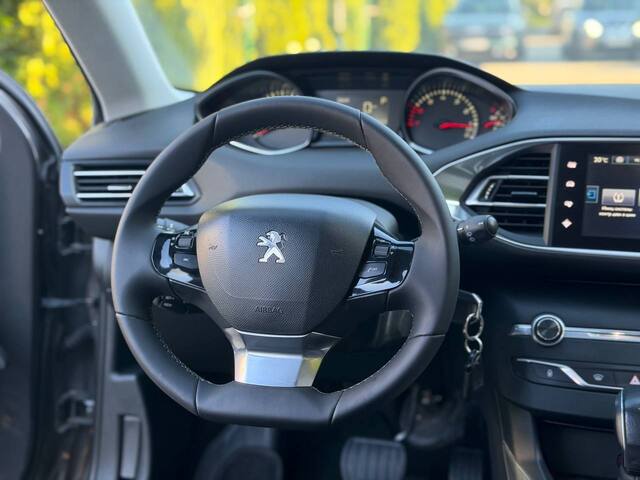 Срочная продажа авто Peugeot 308 фото 6