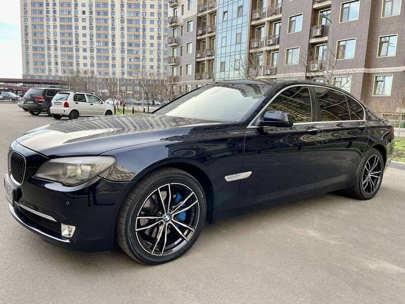 Срочная продажа авто BMW 730 фото 10