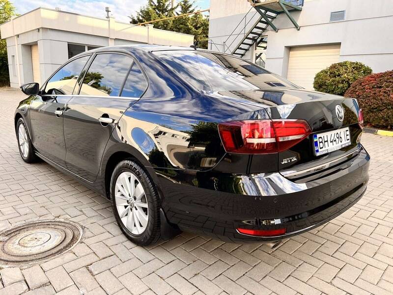 Срочная продажа авто Volkswagen Jetta фото 19