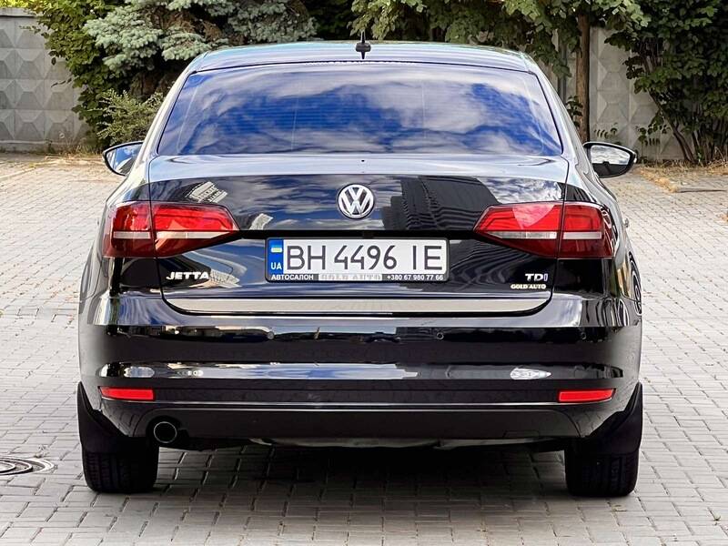 Срочная продажа авто Volkswagen Jetta фото 11