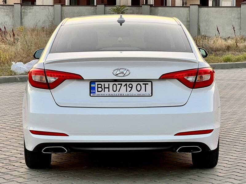 Срочная продажа авто Hyundai Sonata фото 5