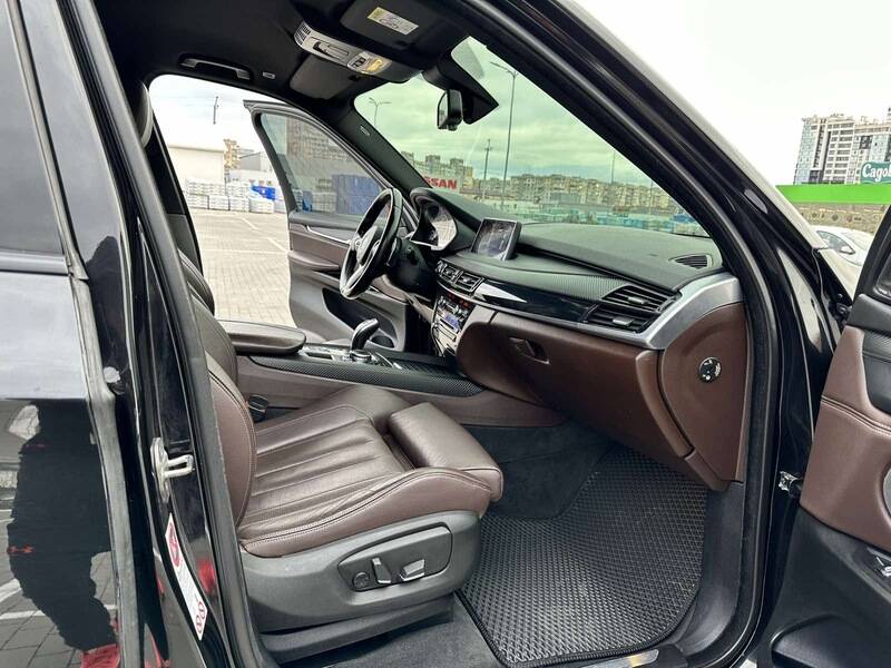 Срочная продажа авто BMW X5 фото 7