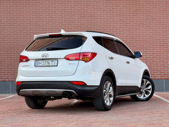 Срочная продажа авто Hyundai Santa Fe фото 4