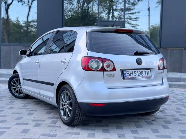 Срочная продажа авто Volkswagen GOLF фото 7