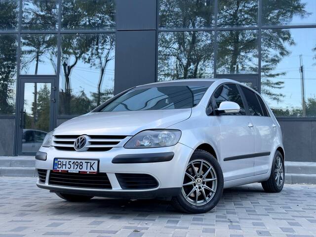 Срочная продажа авто Volkswagen GOLF фото 6