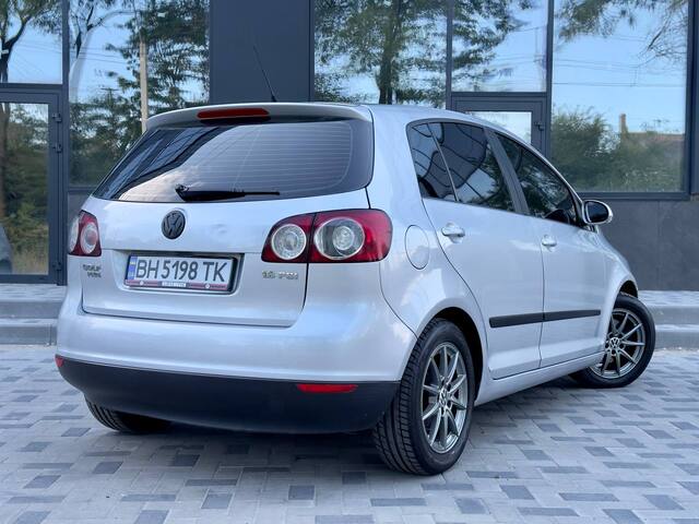 Срочная продажа авто Volkswagen GOLF фото 2