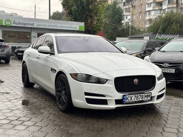 Срочная продажа авто Jaguar XE фото 1