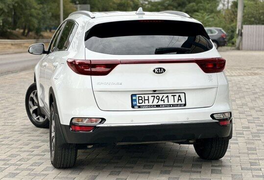 Срочная продажа авто Kia Sportage фото 9