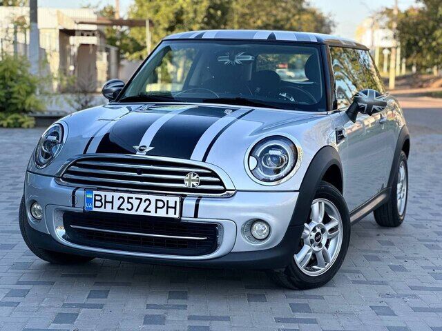 Срочная продажа авто MINI COOPER фото 1