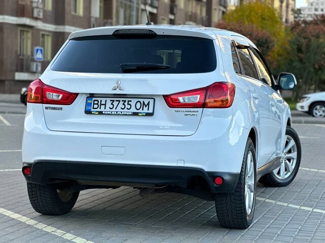 Срочная продажа авто Mitsubishi Outlander Sport  фото 7