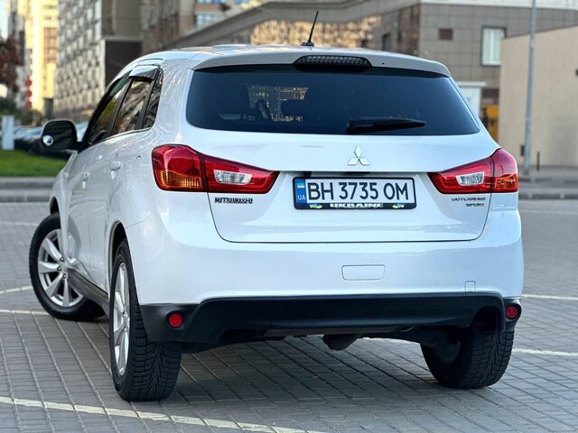 Срочная продажа авто Mitsubishi Outlander Sport  фото 6