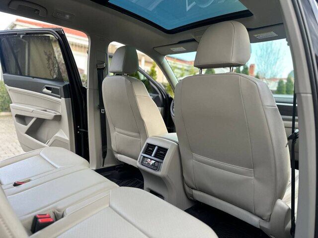 Срочная продажа авто Volkswagen Atlas фото 4