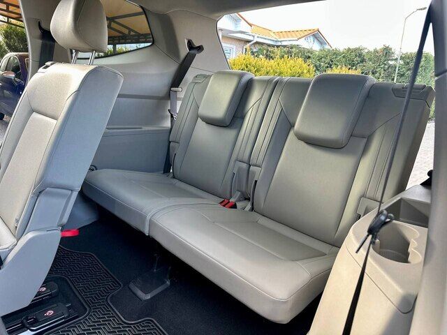 Срочная продажа авто Volkswagen Atlas фото 2