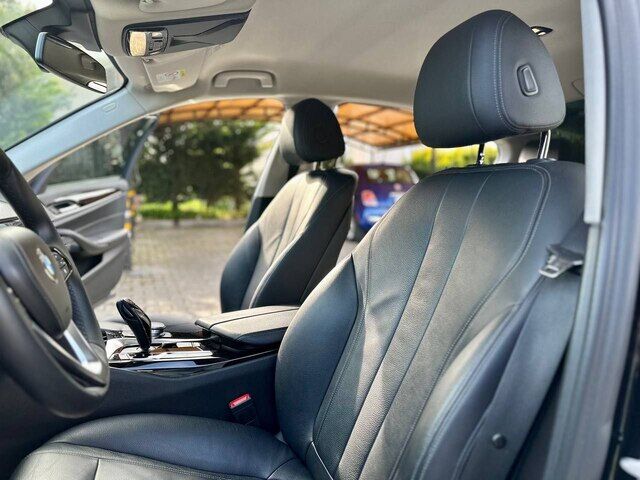 Срочная продажа авто BMW G30 5 Series 530i фото 7