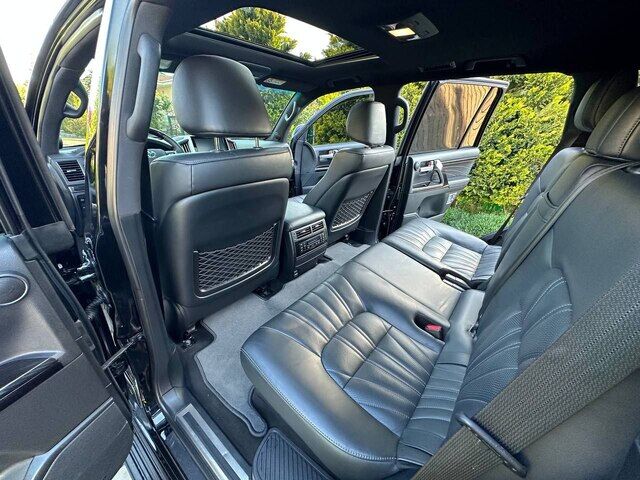 Срочная продажа авто Toyota Land Cruiser 200 фото 5