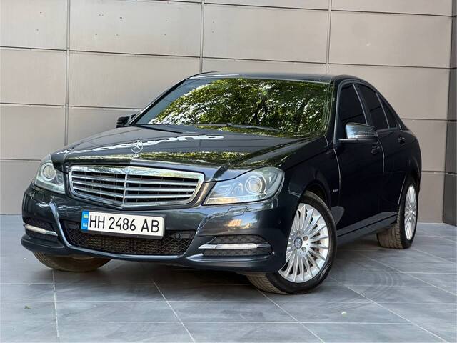 Срочная продажа авто Mercedes-Benz C-Class фото 1