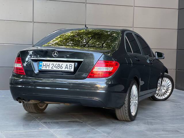 Срочная продажа авто Mercedes-Benz C-Class фото 7