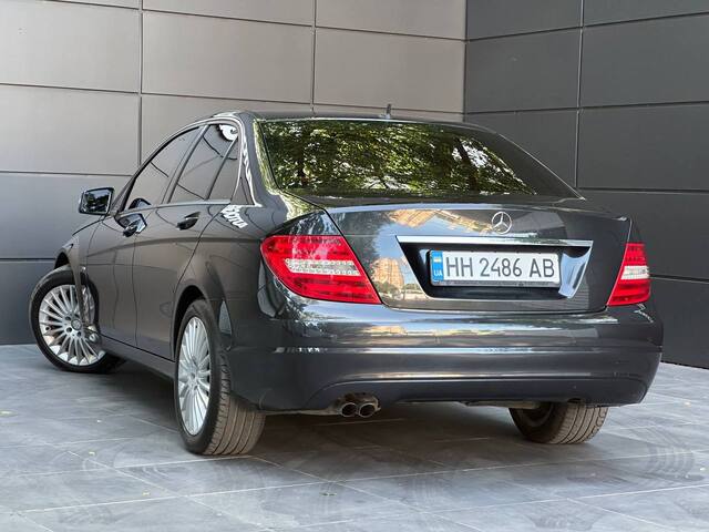 Срочная продажа авто Mercedes-Benz C-Class фото 6