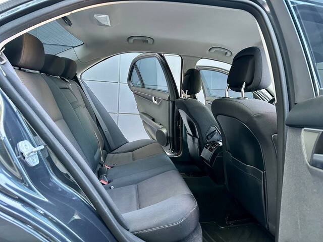 Срочная продажа авто Mercedes-Benz C-Class фото 3