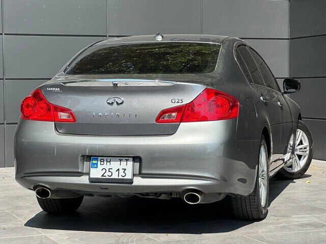 Срочная продажа авто Infiniti G25 фото 7