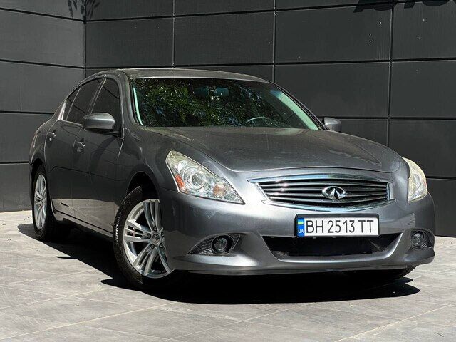 Срочная продажа авто Infiniti G25 фото 4