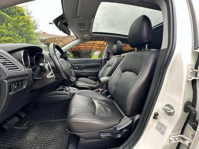 Срочная продажа авто Mitsubishi ASX фото 5