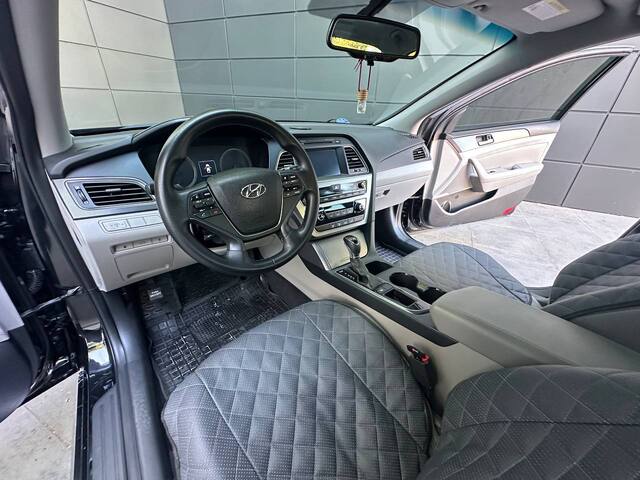 Срочная продажа авто Hyundai Sonata фото 6