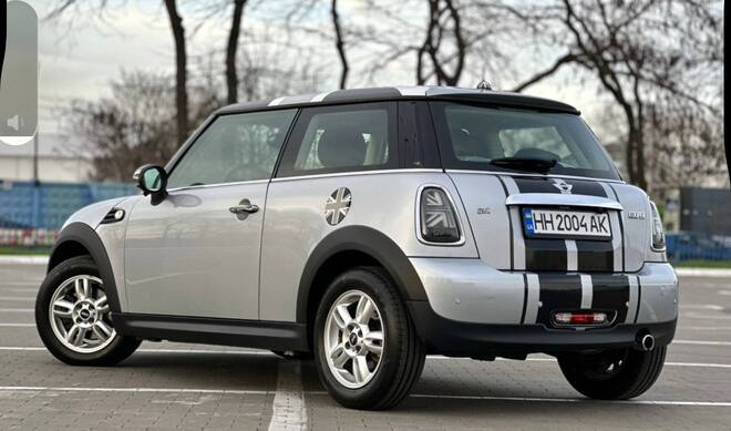 Срочная продажа авто MINI Cooper фото 5