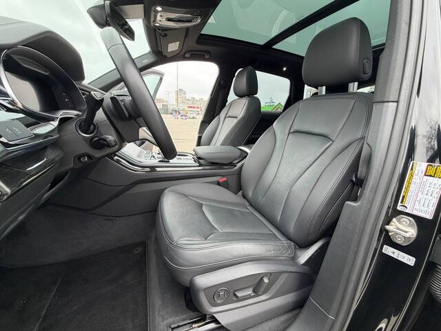 Срочная продажа авто Audi Q7 фото 2