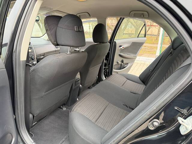 Срочная продажа авто Toyota Corolla фото 2