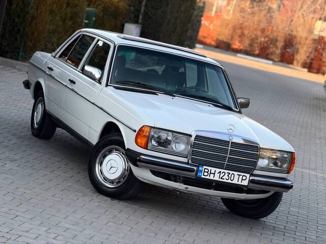 Срочная продажа авто Mercedes-Benz E-Class фото 6