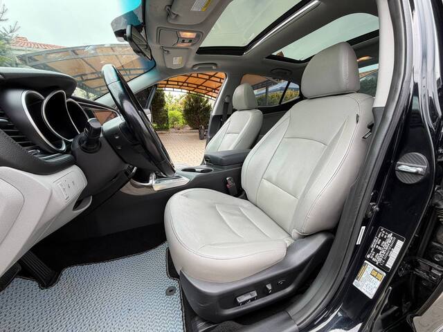Срочная продажа авто Kia Optima фото 6