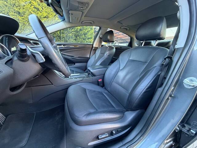 Срочная продажа авто Hyundai Sonata фото 4
