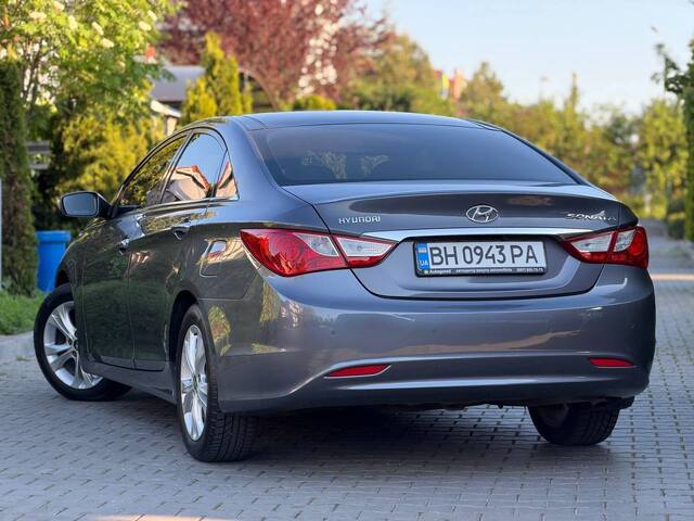 Срочная продажа авто Hyundai Sonata фото 2