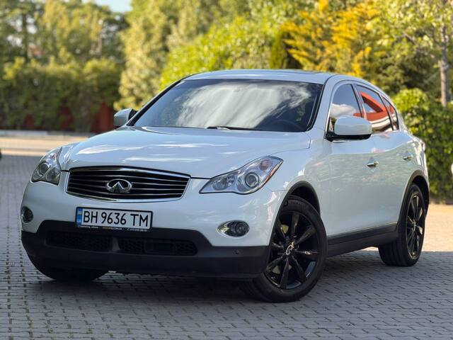 Срочная продажа авто Infiniti EX35 фото 3